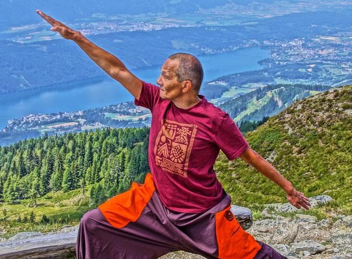 Yoga-Wanderung auf den Pirkerkogel