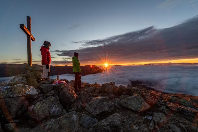 Genussvolle Gipfeltour zum Sonnenaufgang