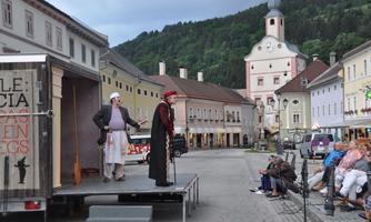 Theaterwagens des Ensemble Porcia in Gmünd