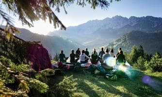 Morgenyoga am Brentenjoch