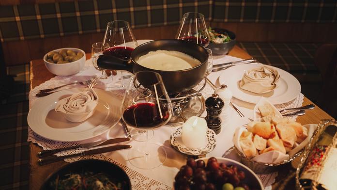 Zwischen Fonduegabel und Grillbesteck