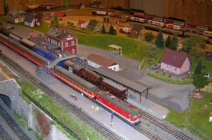 "Gemma Modelleisenbahn schaun" - Modelleisenbahnclub