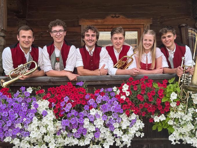 Seeleuchten mit "Heistodl Musig"