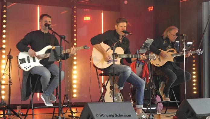Fieberbrunner Bummelnacht mit "Gemischter Satz & The Bluesocks Poachers"
