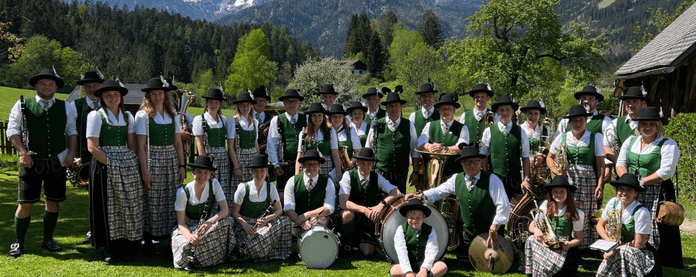 Dämmerschoppen der Trachtenmusikkapelle Hinterstoder