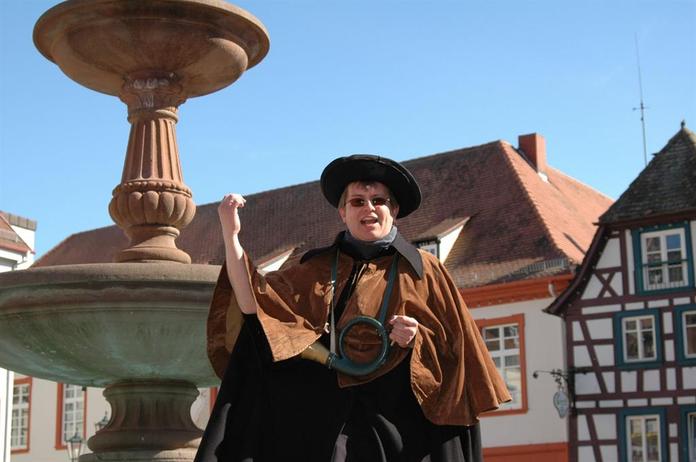 Nachtwächterführung durch die Altstadtgassen von Neustadt