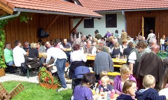 Einkehr in der Wiesleheners Mosthütt'n am Heuberg