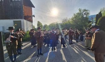 Weckruf der Trachtenmusikkapelle Taxenbach