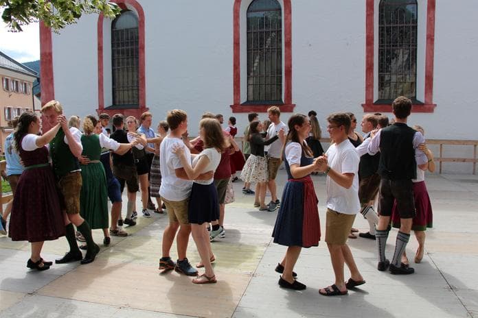 Concert and Folk Dance Evening with the Innbrüggler