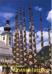 Gottesdienst mit anschließender Kräuterweihe der Prangstangen am Kirchplatz