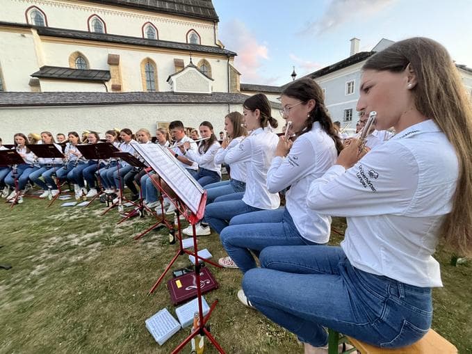 Platzkonzert mit der TMK Mariapfarr