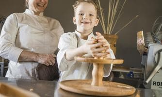KUCHEN-SCHULE für Kinder mit Anna Maria Ebner