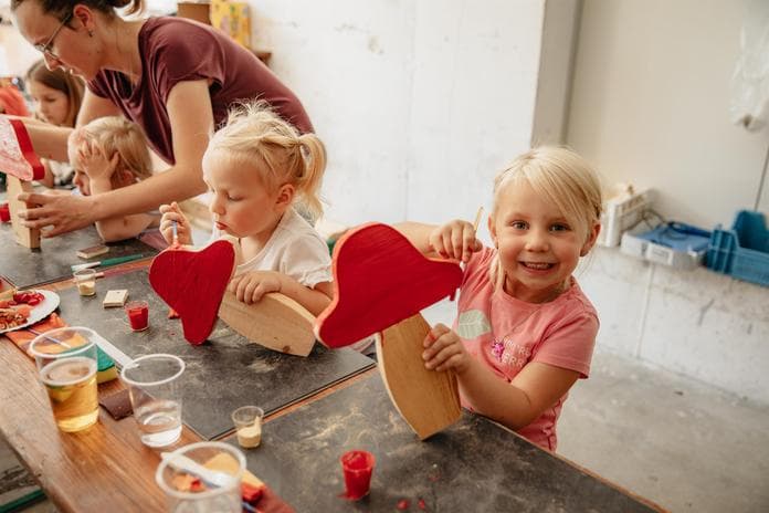Kinder Holzworkshop mit Klaus