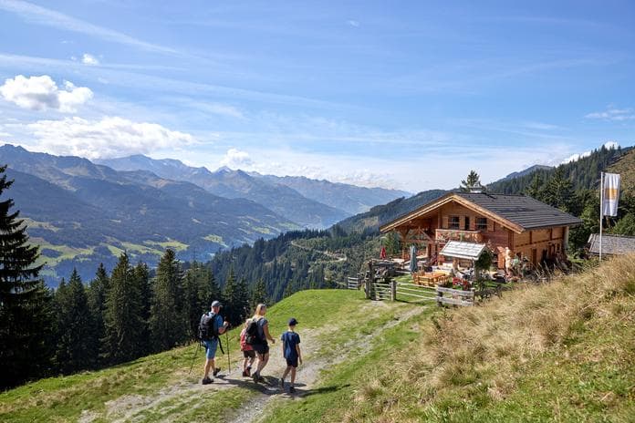 Bauerkrapfen Day at Rieser Aste