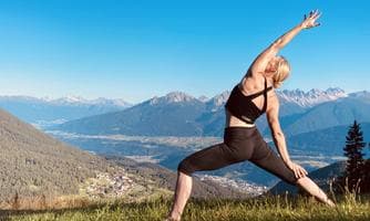 Yoga & Wanderung in den Bergen