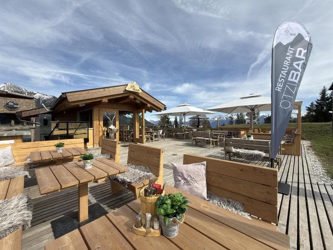 Spanferkelgrillen mit Live-Musik