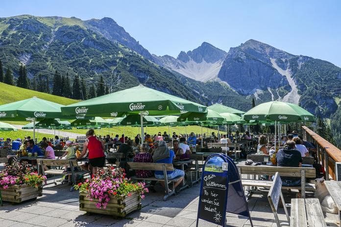 Frühschoppenkonzert der Bürgermusikkapelle Seefeld mit Plattler