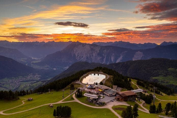Sonnenuntergang am Berg & Fly me into sunset mit Live Musik