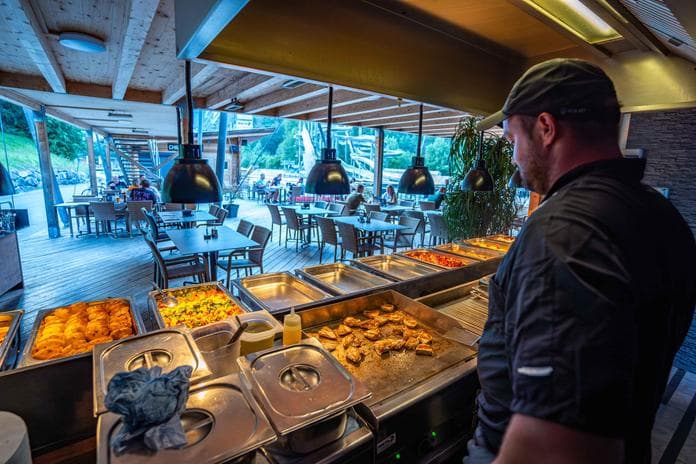 AREA 47 - BBQ Monday