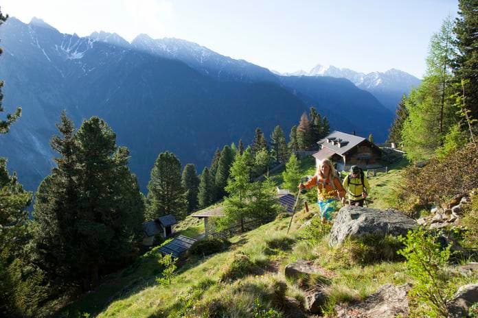 *Hüttentaxi Armelen-Vordere Tumpenalm-Gehsteigalm