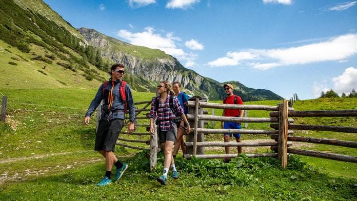 Erlebniswanderung "Wasserfall meets Almgenuss"