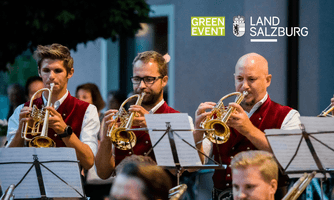 Platz.Konzert Altenmarkt, Blasmusik, Volkstanz & Schnalzen
