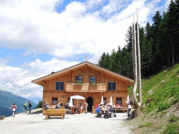 Kostenlos geführte Wanderung zur Bänkenalm & Falbesoner Nockalm