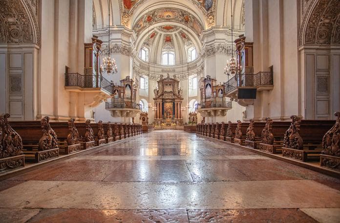 Gottesdienst mit Musik im Dom zu Salzburg