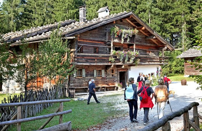 Guided Tour "Life in the Countryside in Mozart's Time"