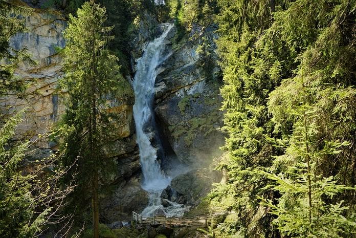Der rauschende Keilkeller-Wasserfall