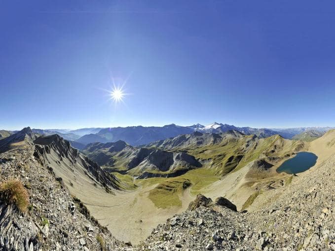Zum Naturparadies der Tuxer Alpen