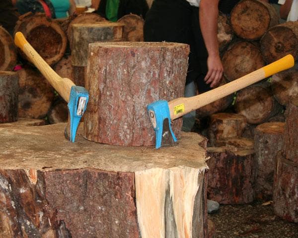 Zillertaler Holzhackmeisterschaft