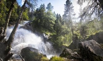 Unterwegs am Wasserfallweg in Tux