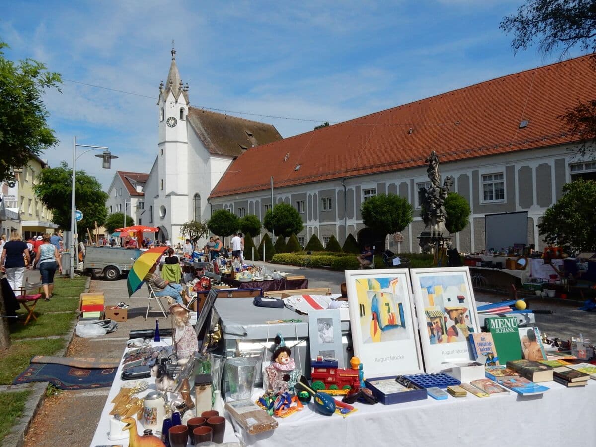 Schiferplatz Flohmarkt in 4070 Eferding, Eferding