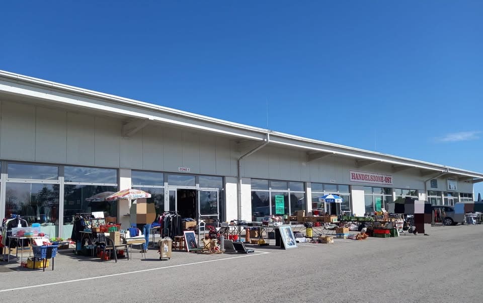ALLWETTER- / HALLENFLOHMARKT in 2700 Wiener Neustadt