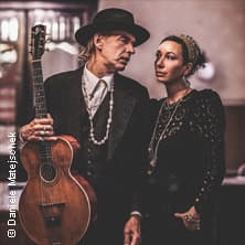 Ursula Strauss & Ernst Molden - Nochdvegl