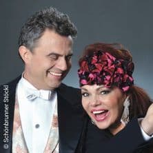 Yes, Sir! Show und Sektempfang - mit Tamara Trojani und Konstantin Schenk