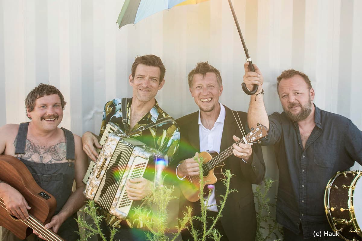 authentisch: AUSTROPOP OHNE GRENZEN - Hauk in Concert