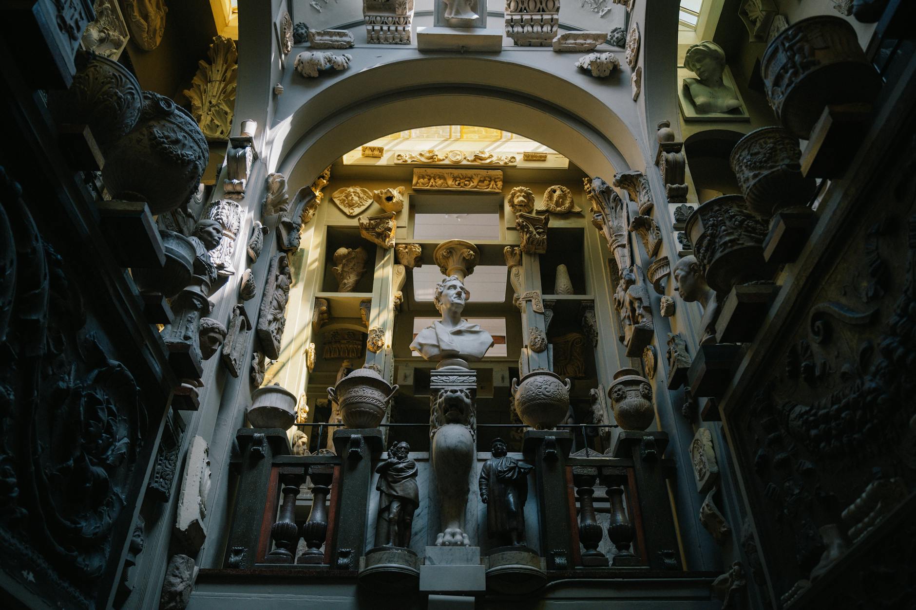 Wunderkammer Sonderausstellung - D'Lecht'ler Schwåbakind